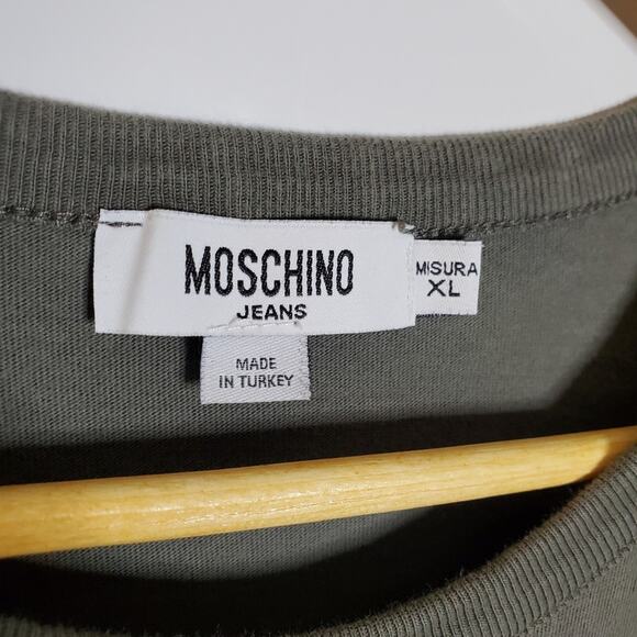 Moschino Vintage Green exotic Tiger T-shirt in Flawed Condition - Picture 4 of 11